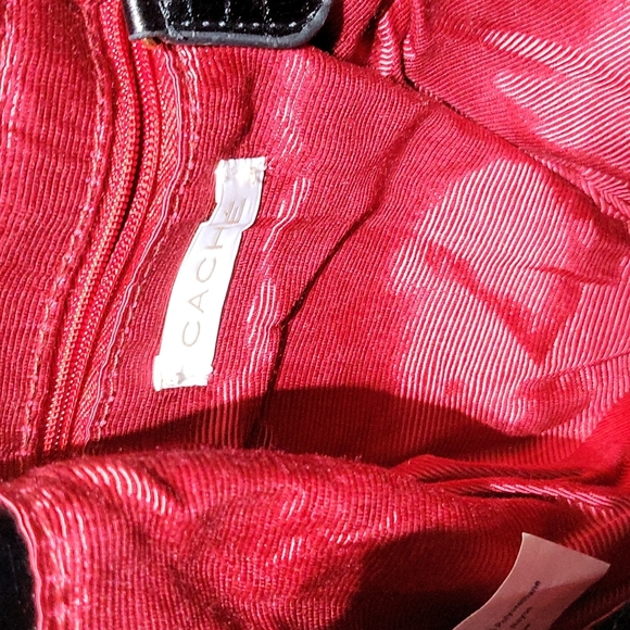 Cache reptile black bucket crossbody - Picture 10 of 14